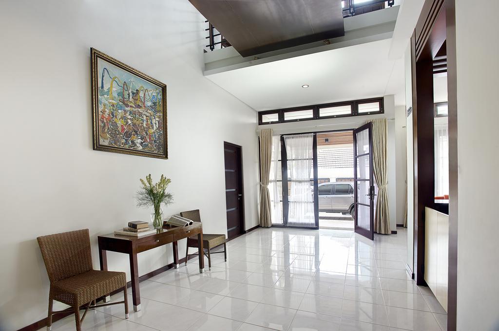 Omah Garuda Homestay Pakualaman Buitenkant foto